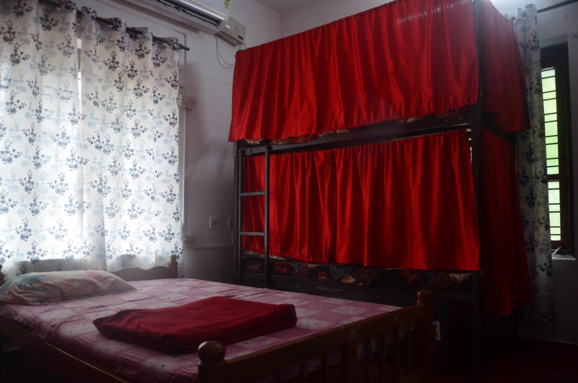 Hostelexp, Varkala - A Beach Town Hostel エクステリア 写真