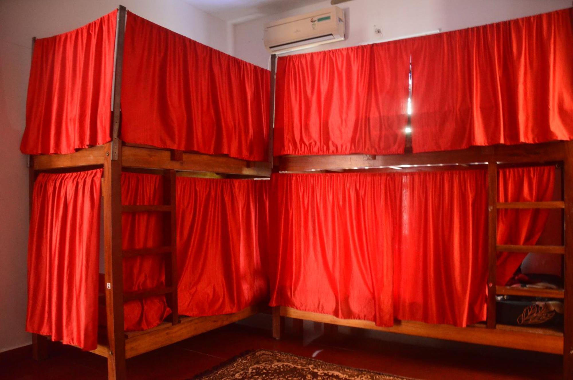 Hostelexp, Varkala - A Beach Town Hostel エクステリア 写真