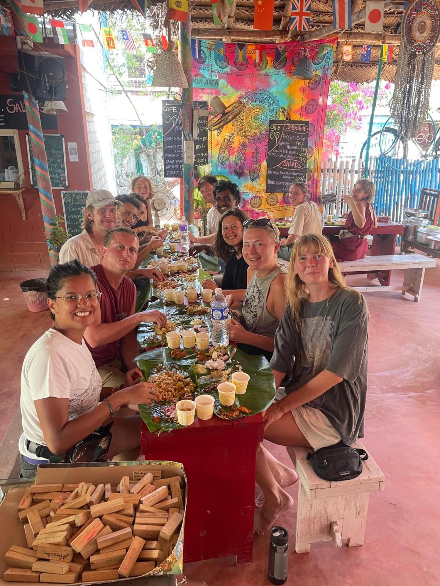 Hostelexp, Varkala - A Beach Town Hostel エクステリア 写真