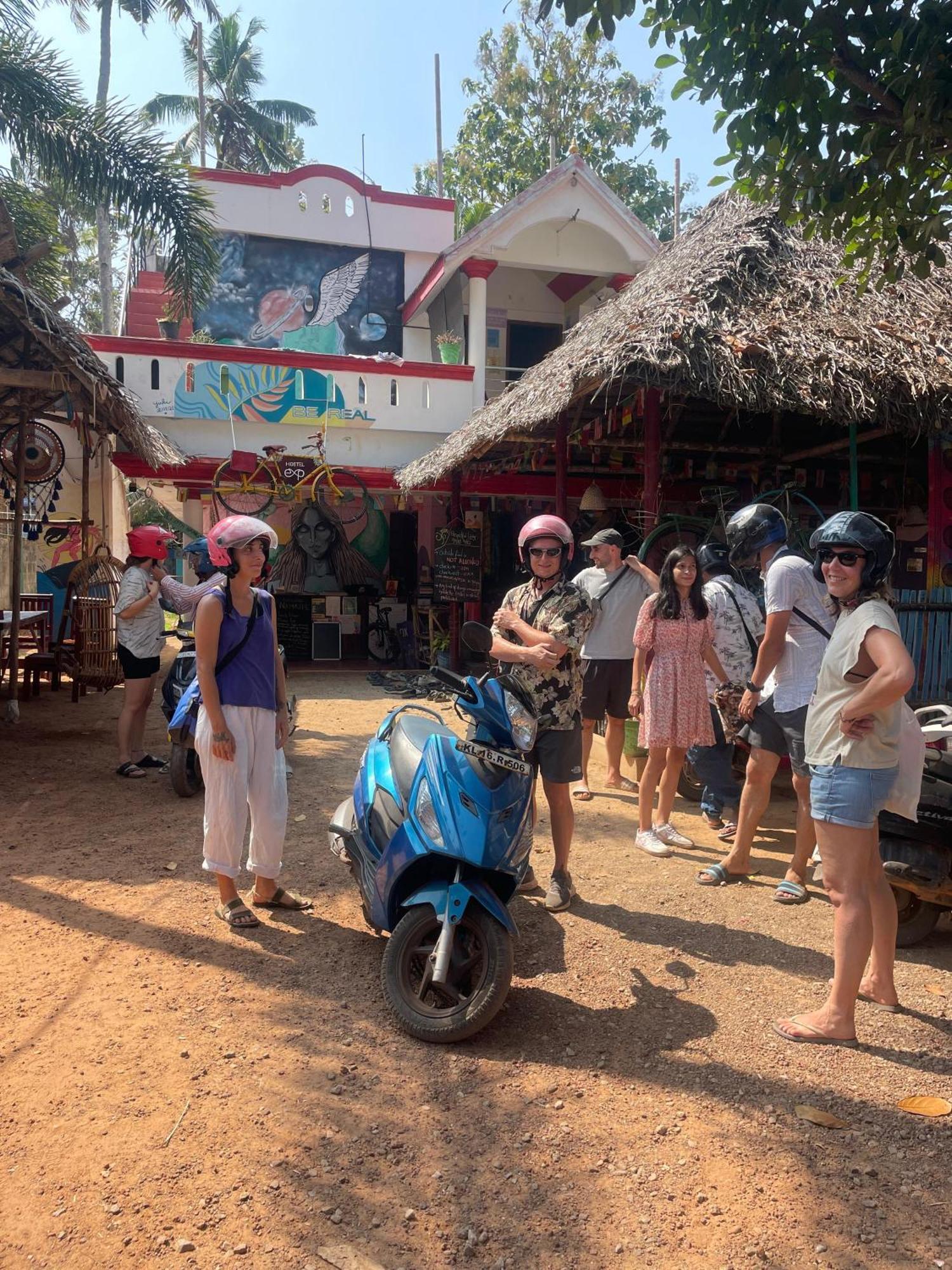Hostelexp, Varkala - A Beach Town Hostel エクステリア 写真