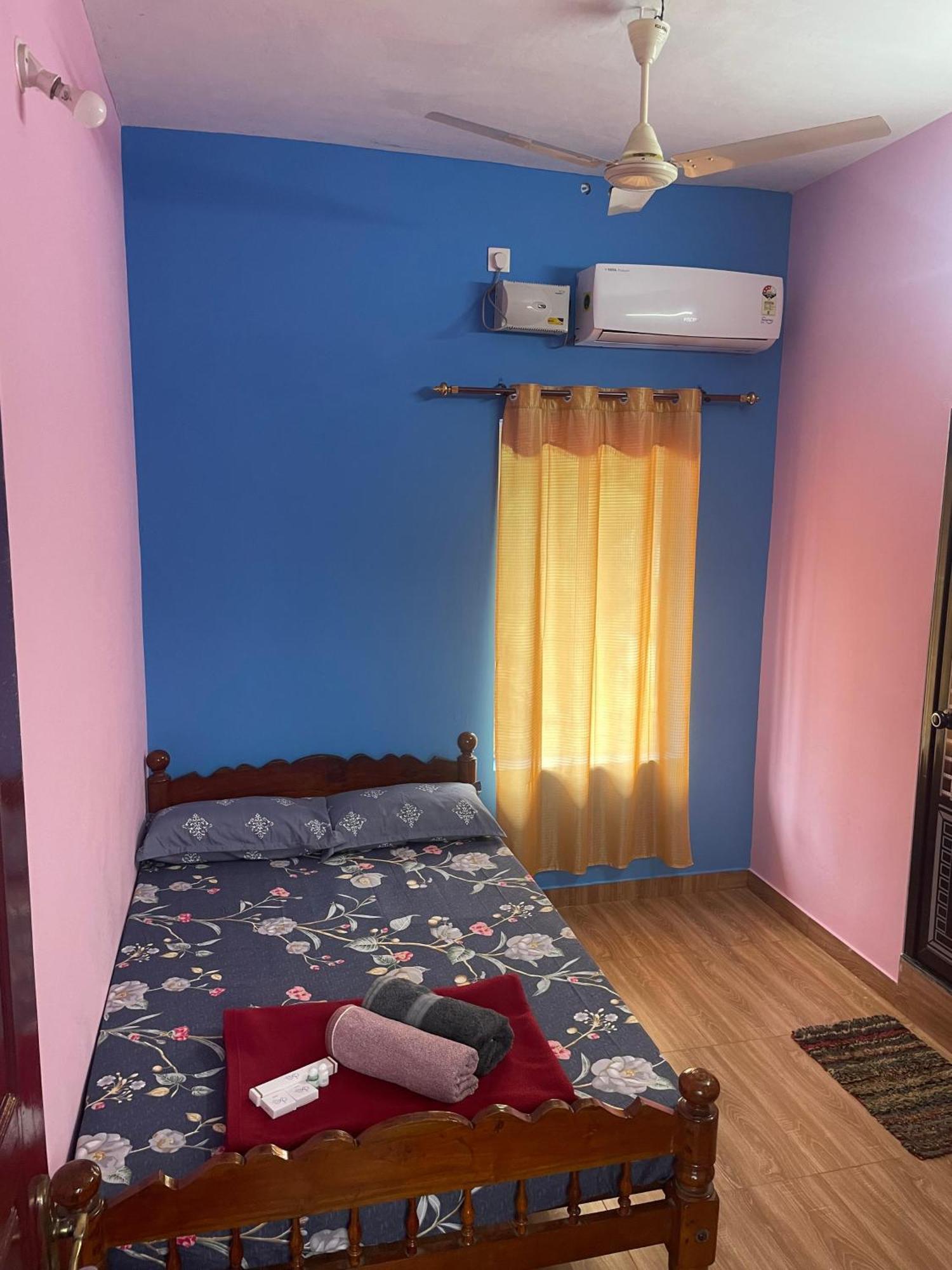 Hostelexp, Varkala - A Beach Town Hostel エクステリア 写真