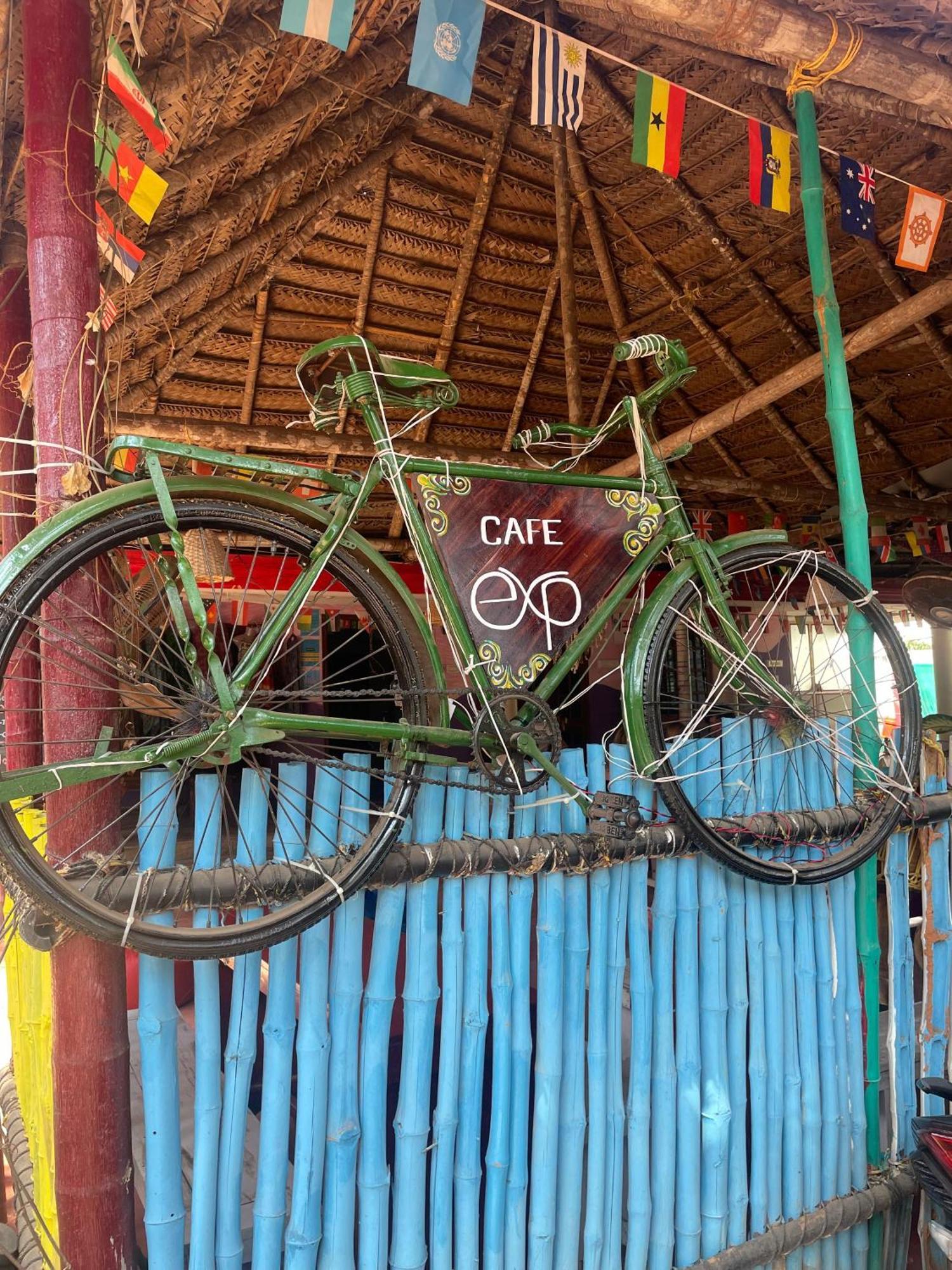 Hostelexp, Varkala - A Beach Town Hostel エクステリア 写真